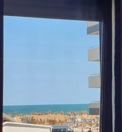 Studio Laguna Apartment Navodari